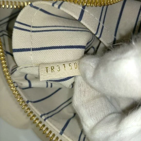 authentic LOUIS VUITTON White Monogram Empreinte Leather Inspiree Bag - Picture 10 of 16